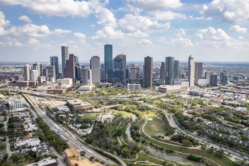 Houston, with failing infrastructure, central to Apple $500 billion investment