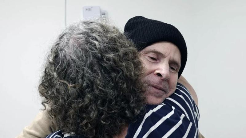 Israeli-American Siegel reunited with family